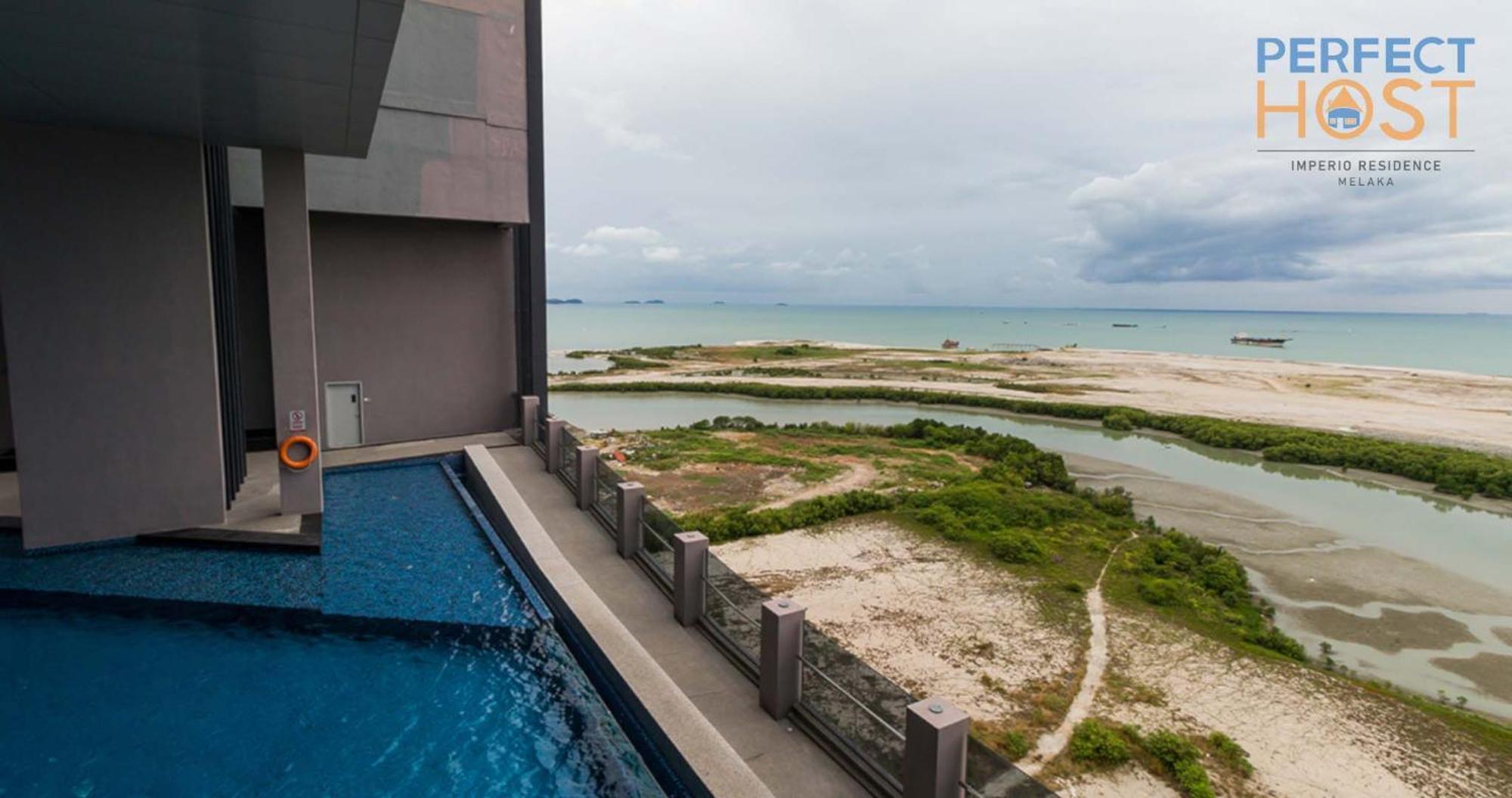 Imperio Residence Seafront By Perfect Host Малакка Экстерьер фото